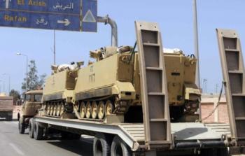 الجيش يلاحق الجماعات المتشددة في شمال سيناء.
