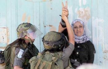 قوات الاحتلال تعتقل مواطنة