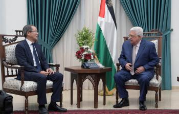  الرئيس الفلسطيني محمود عباس يلتقي المبعوث الياباني للشرق الأوسط ماساهارو كونو 