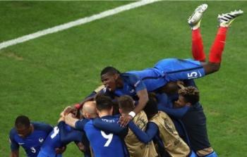 فرحة لاعبي فرنسا