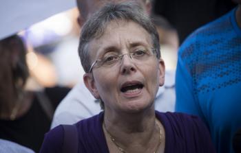 والدة الضابط الإسرائيلي الأسير في قطاع غزة هدار جولدين