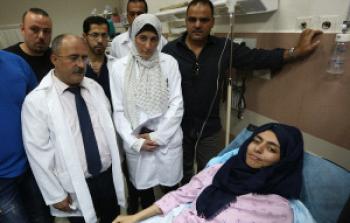 وصول الأسيرة المحررة رغد الخضور ، لمجمع فلسطين الطبي