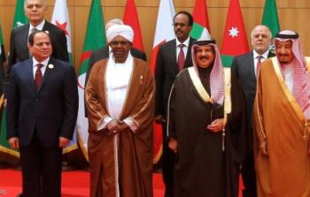 العاهل السعودي والملك البحريني والرئيسان السوداني والمصري.