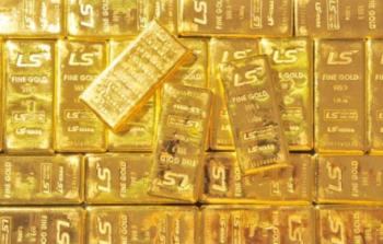 سجل الذهب أكبر خسارة أسبوعية في 11 شهرا بانخفاض نسبته 4.5 في المئة يوم الجمعة الماضي.