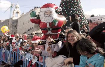 الطوائف المسيحية الشرقية بفلسطين تحتفل بعيد الميلاد -ارشيف-