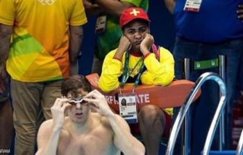 منقذ سباحة فب الاولمبياد