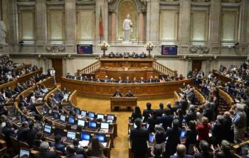 البرلمان البرتغالي يحتفي بالشاعر الراحل محمود درويش