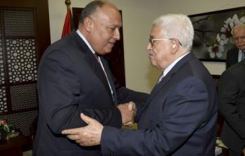 الرئيس عباس يستقبل سامح سكري