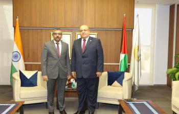 نائب محافظ سلطة النقد يستقبل السفير الهندي في فلسطين