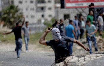 مواجهات بين الشبان وقوات الاحتلال عقب صلاة الجمعة في بلدة سلواد