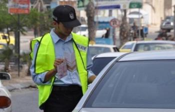 أحد أفراد شرطة المرور بغزة