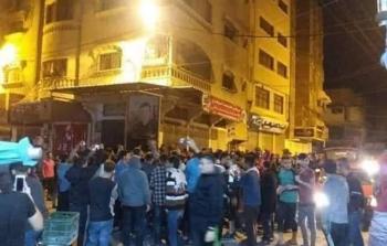 متظاهرون يطالبون المقاومة بالرد على حادثة اغتيال الأطفال في غزة