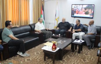 الدفاع المدني يستقبل وفد من بلدية غزة لمناقشة خطة فصل الشتاء