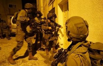 الاحتلال يعتقل 7 فلسطينيين بينهم قيادي بالجهاد