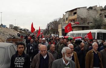 جماهير مخيمات دمشق والفصائل الفلسطينية تشيع اللواء خالد عبد الرحيم