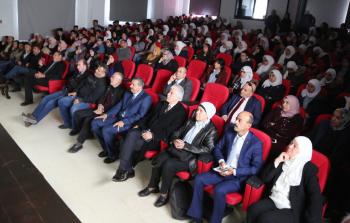 محاضرة حول اكتشاف النانو وتطويره