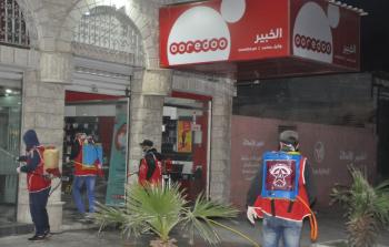 حملة تعقيم واسعة  في أحياء مدينة غزة وأبراج زايد في شمال القطاع للوقاية من كورونا
