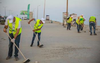 مبادرة كريم لتنظيف شاطئ غزة