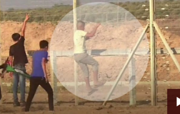 لحظة استشهاد الطفل عثمان حلس على حدود غزة