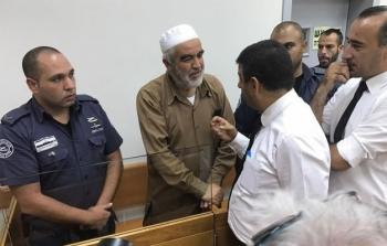 الاحتلال يعتقل محامي الشيخ رائد صلاح