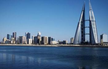 البحرين أول دولة ستقيم علاقات مع إسرائيل