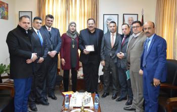 نادي النيابة العامة يكرّم الوزير صيدم