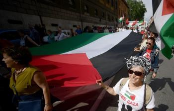 تظاهرات في ايطاليا ونيويورك تضامنا مع غزة