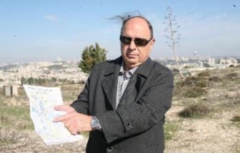 وزير شؤون القدس عدنان الحسيني