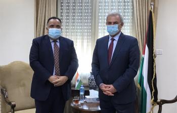 أبو عمرو يطلع ممثل الهند لدى فلسطين على تطورات القضية الفلسطينية
