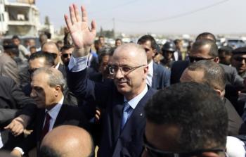رئيس الوزراء رامي الحمد الله خلال قدومه إلى قطاع غزة 