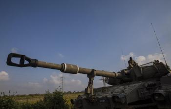 دبابة إسرائيلية على حدود غزة اليوم