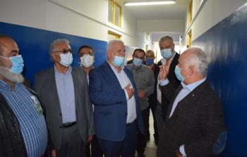 قيادة منظمة التحرير تشارك الأونروا افتتاح مركز الحجر الصحي في لبنان
