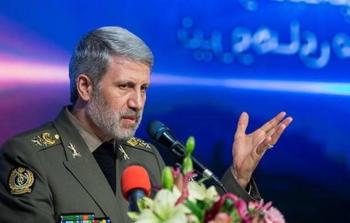 وزير الدفاع الإيراني البريجادير جنرال أمير حاتمي