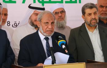 الزهار يدين الاعتداء على منزل القيادي عزيز دويك