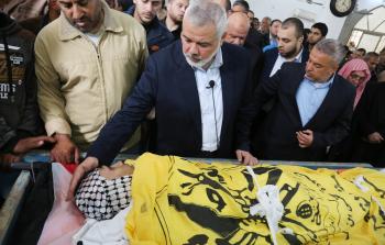 هنية يشارك في جنازة الشهيد أبو ريالة