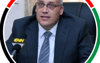 نصري أبو جيش وزير العمل