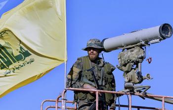 أحد مقاتلي تنظيم حزب الله اللبناني