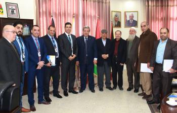 وفد مجموعة الاتصالات