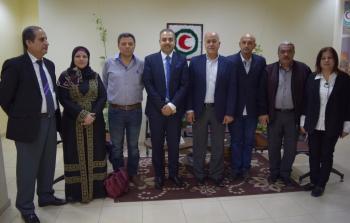 جمعية الهلال الأحمر لقطاع غزة تستقبل وفد من مركز تطوير المؤسسات الأهلية