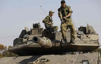 دبابة اسرائيلية على حدود غزة