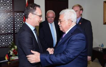 الرئيس محمود عباس خلال لقائه وزير الخارجية الألماني
