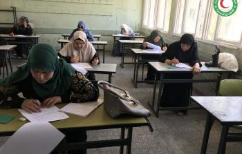 الهلال الأحمر في غزة يعقد امتحان الاجتياز لتعليم الكبار