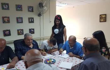 صندوق الصداقة ينظم ورشة فنون للمسنين بمناسبة الشهر الفضيل في مدينة طمرة 