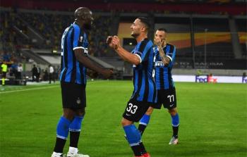 إنتر ميلان يحسم البطاقة الأولى لعبور نصف نهائي الدوري الأوروبي