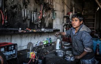 سعد: 65 ألف طفل فلسطيني يعملون في سوق العمل المحلي