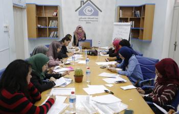 بيت الصحافة يطلق فعاليات نادي اللغة الانجليزية الإعلامي