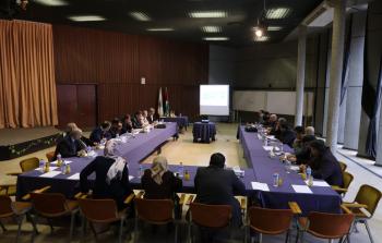 بلدية غزة تعقد أول لقاء للجنة البيئة والبنى التحتية