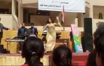 فيديو لراقصات يؤدين عرضا أمام تلاميذ مدرسة يثير غضبا واسعا في مصر
