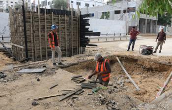 بلدية غزة تنفذ مشروعًا لحقن الخزان الجوفي بمياه الأمطار