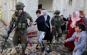 جيش الاحتلال يعتقل طفل - أرشيفية